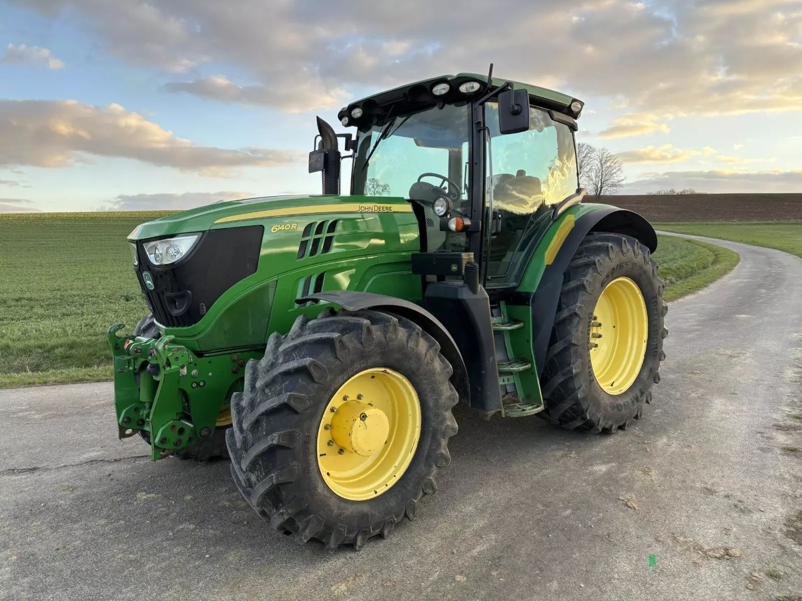 John Deere 6140 R Tractor 43.500 €