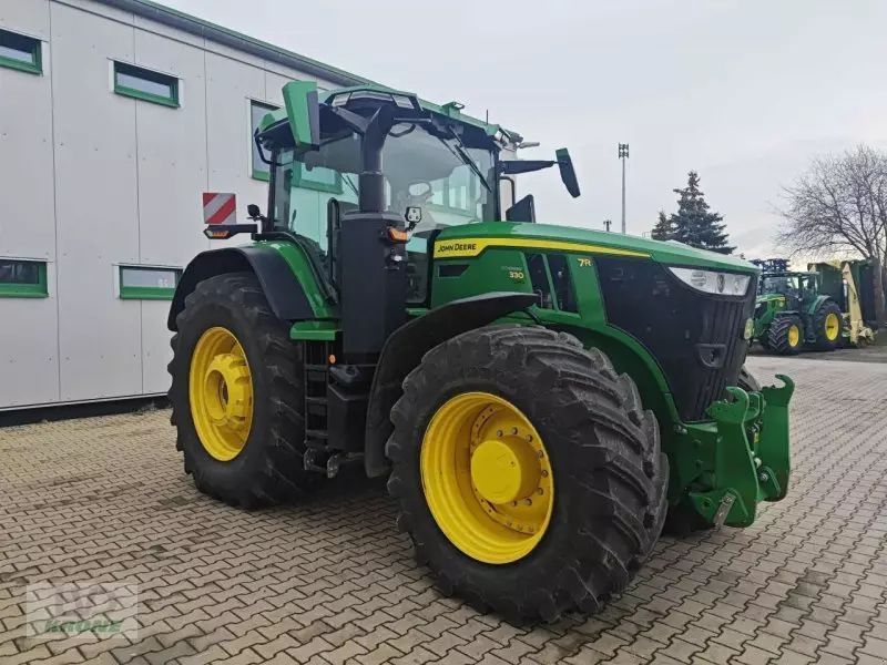 John Deere 7R 330 Traktor 230.000 €