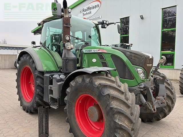 Fendt 724 Vario Profi Plus Tractor €79,500