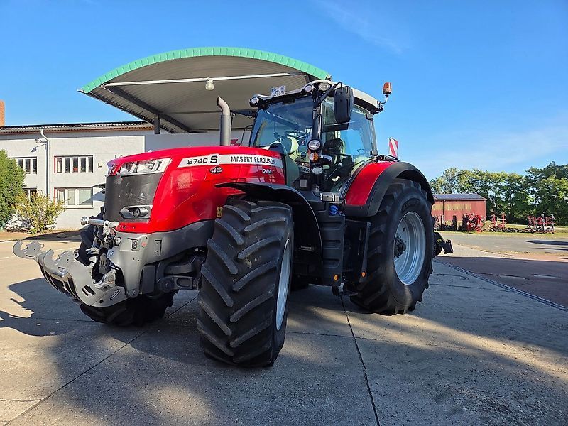 Massey Ferguson 8740 S Traktor 175.000 €