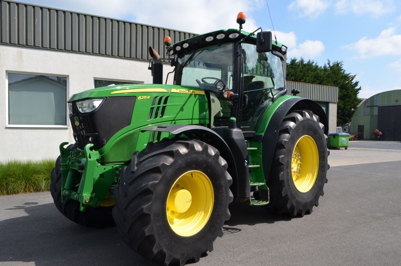 John Deere 6215 R Tractor €69,000
