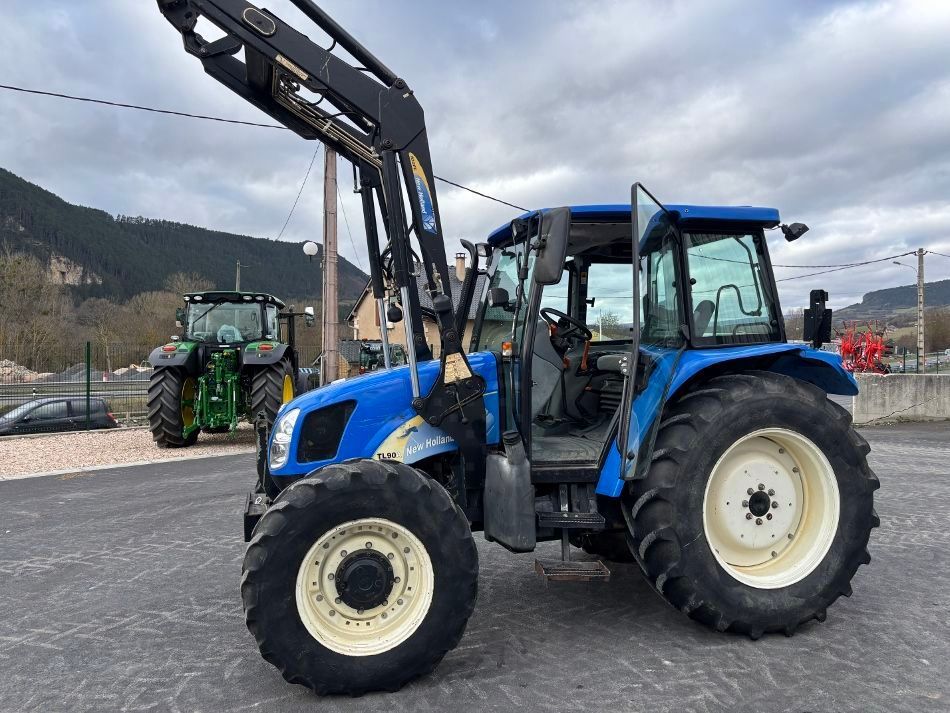 E-FARM: New Holland TL90 A - Tractor - id NCPTKRN - €24,800 - Year of ...