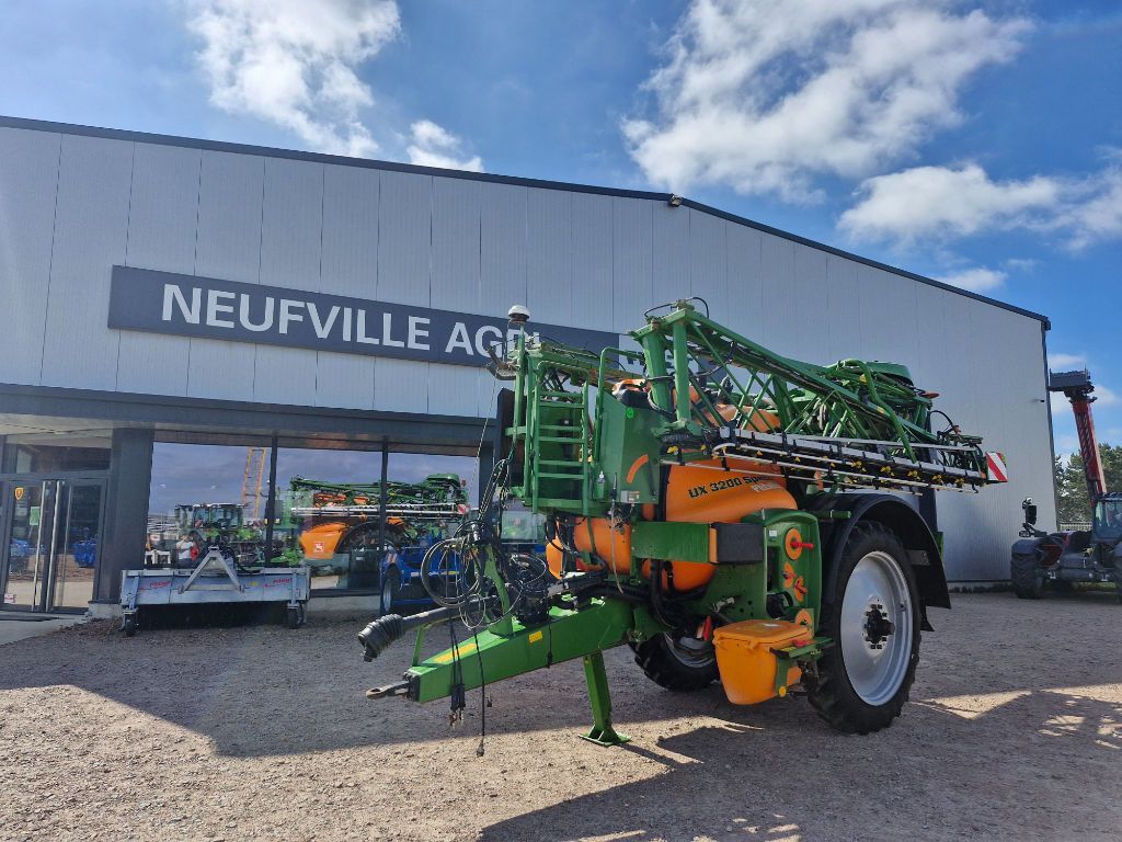 E-FARM: Amazone ux 3200 special premium - Pulverizador - id BHEZZUY - 50.000 € - Año: 2015 - Francia