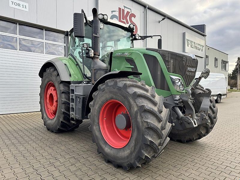Fendt 828 Vario Profi Plus Traktor 69.900 €