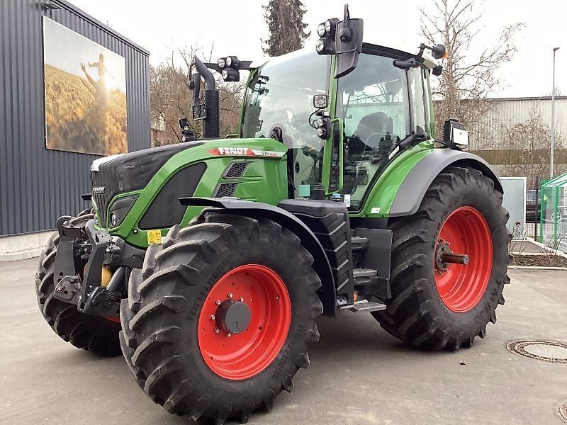 E-FARM: Fendt 516 Vario Power - Tractor - id PNSAR1A - €149,000 - Year of construction: 2023 - Engine hours: 405,Engine power (HP): 165,Germany