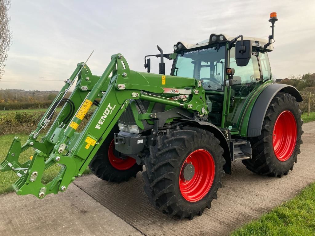 E-FARM: Fendt 211 Vario - Трактор - id SWMTE17 - 83 491 € - Година на построяване: 2020 - Работни часове на двигателя: 664,Обединеното кралство