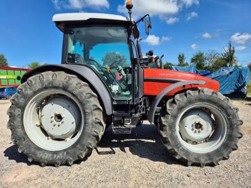 E-FARM: SAME Explorer 110 - Tractor - id NYFV2ME - Año: 2011 - Horas: 3500,Potencia del motor: 110,Francia