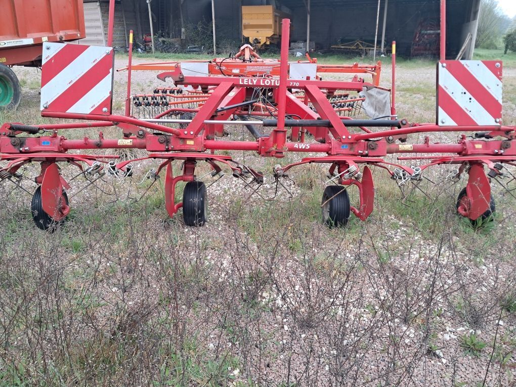 Lely lotus stabilo 770 Karuzelowy przetrząsacz do siana 5800 €