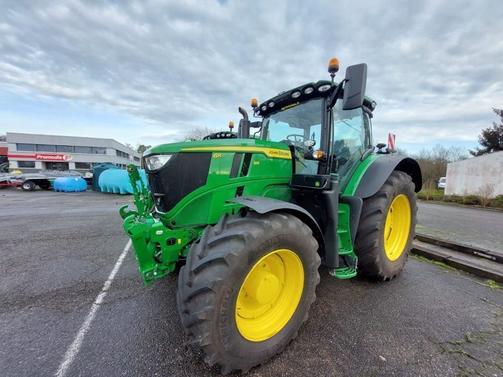 E-FARM: John Deere 6R 195 - Tractor - id VXHL3CQ - €165,000 - Year of construction: 2023 - Engine hours: 600,Engine power (HP): 195,France