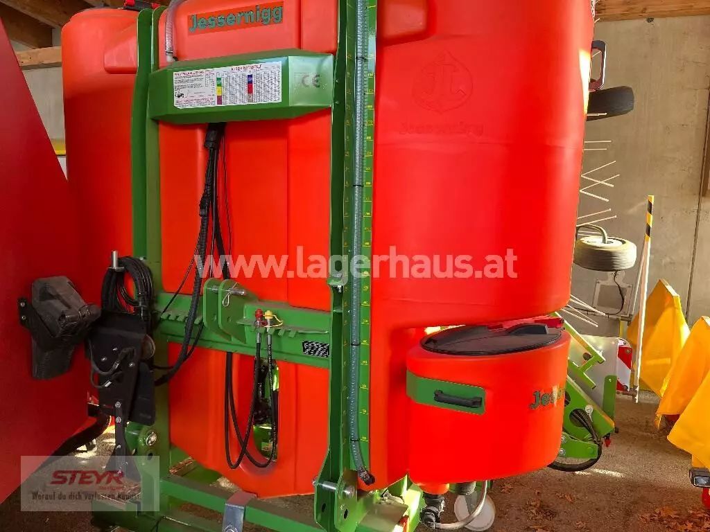 E-FARM: Jessernigg nextgeneration 1200liter ausstellungsmaschine - Pflanzenschutzspritze - id TZ9KHUC - 26.583 € - Baujahr: 2024 - Österreich