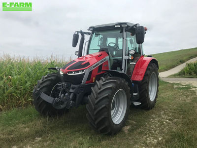 E-FARM: Massey Ferguson 5S.145 Exclusive - Tractor - id 9VEHVBH - €96,903 - Year of construction: 2023 - Engine hours: 710,Engine power (HP): 145,Austria