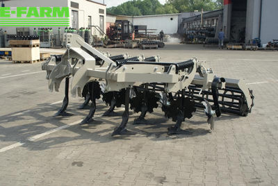 Rol/Ex flügelschargrubber / stubble cultivator / dechaumeur à dents / стерневой культиватор / agregat podorywkowy 3 m - Cultivateur - id DHQ3UN4 - 6 752 € - Année: 2023 | E-FARM