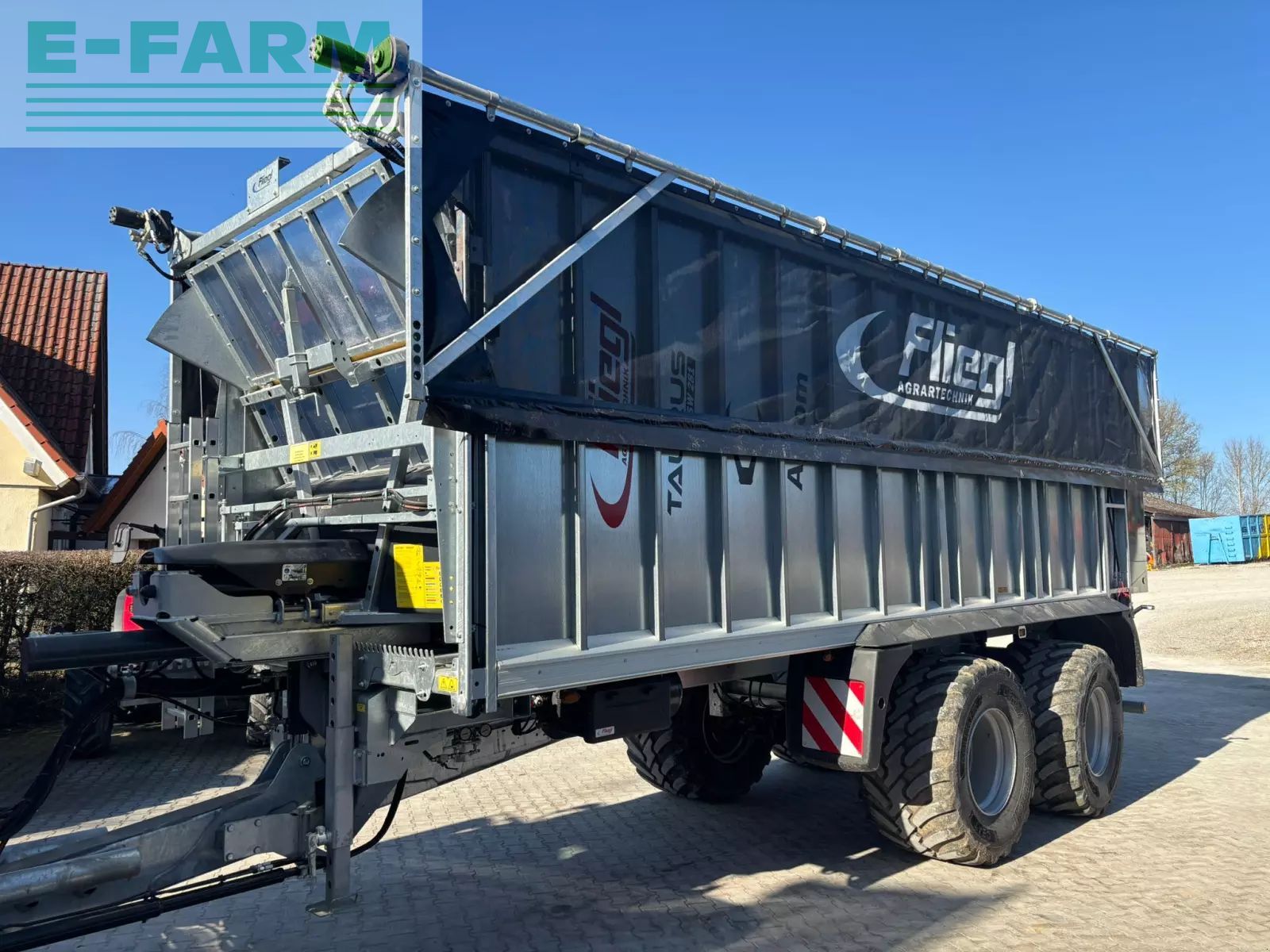 Fliegl gigant asw 281 Transporte de forraje 69.000 €