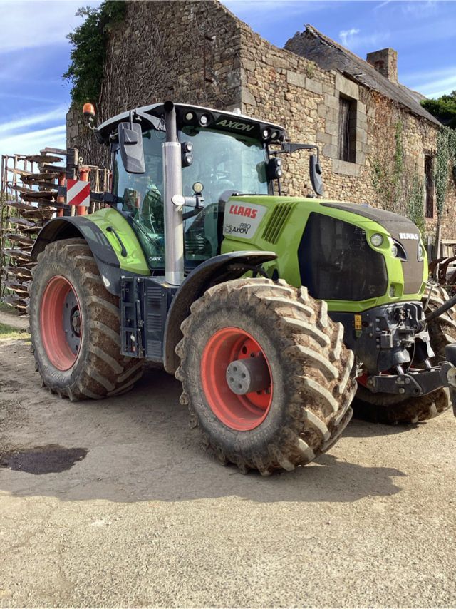 Claas Axion 830 Tractor €115,000