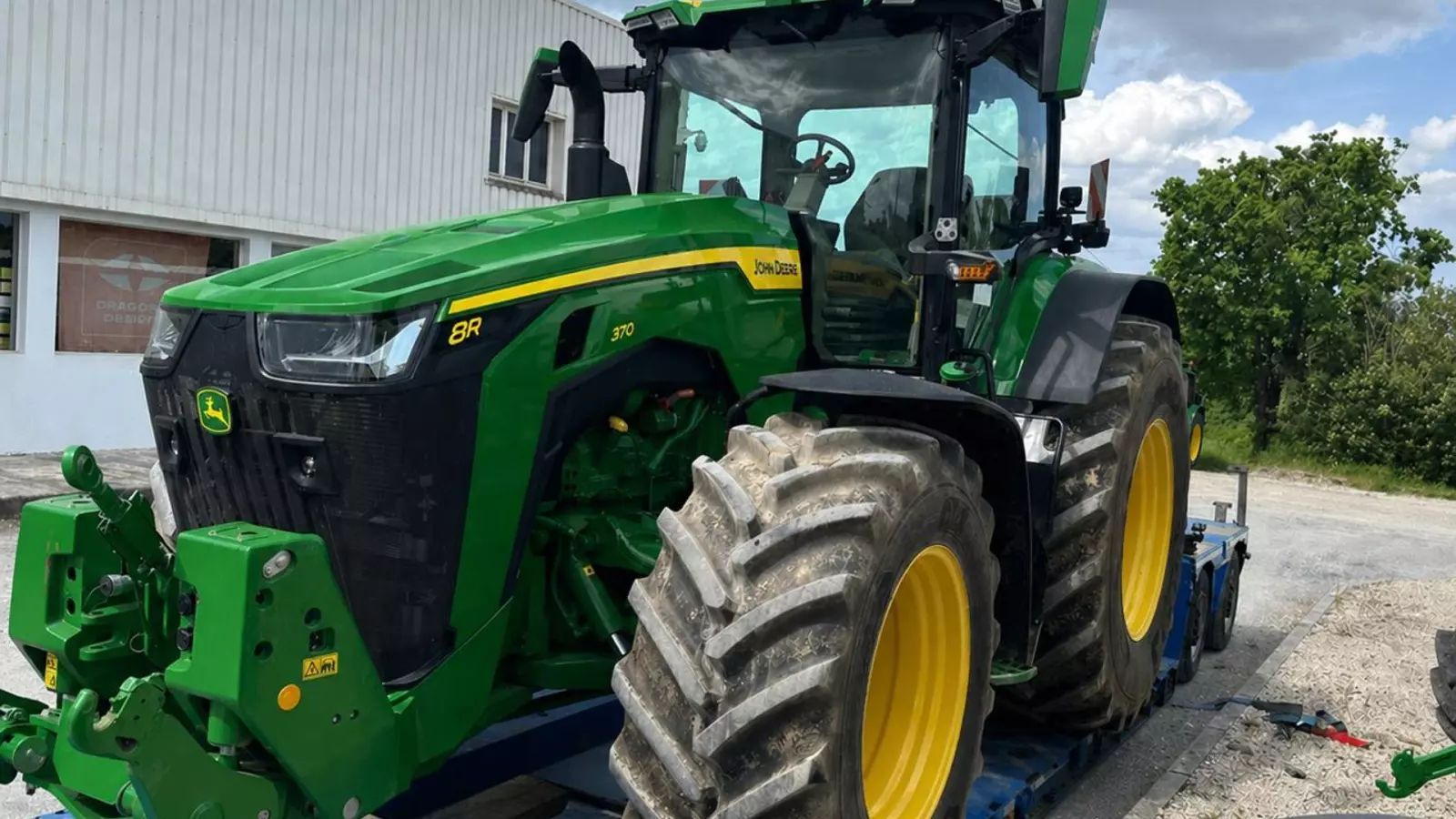 John Deere 8R 370 Tractor
