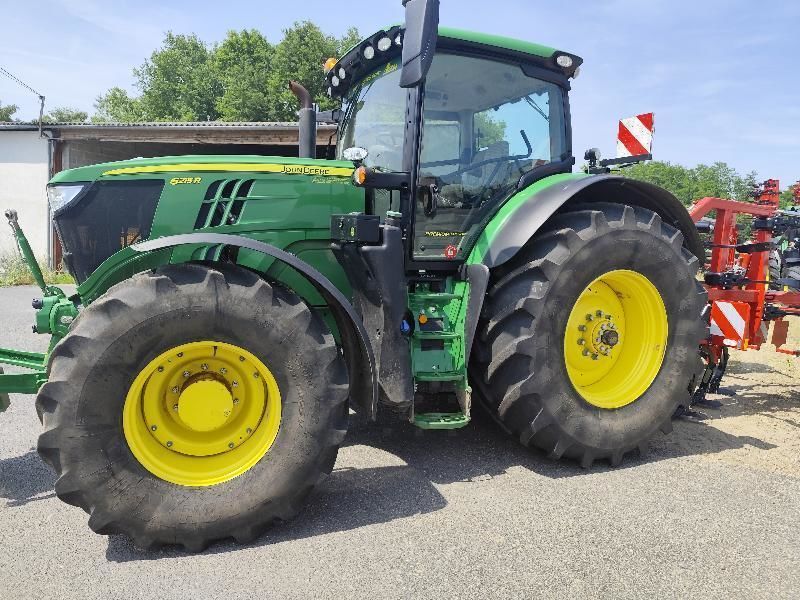 E-FARM: John Deere 6215 R - Tractor - id NAVTQIG - 124.000 € - Año: 2021 - Horas: 1950,Potencia del motor: 215,Francia