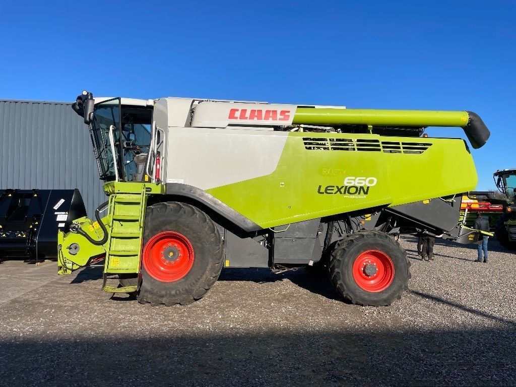 E-FARM: Claas Lexion 660 - Cosechadora - id L9JJEUX - 220.554 € - Año: 2018 - Horas: 2584,Dinamarca