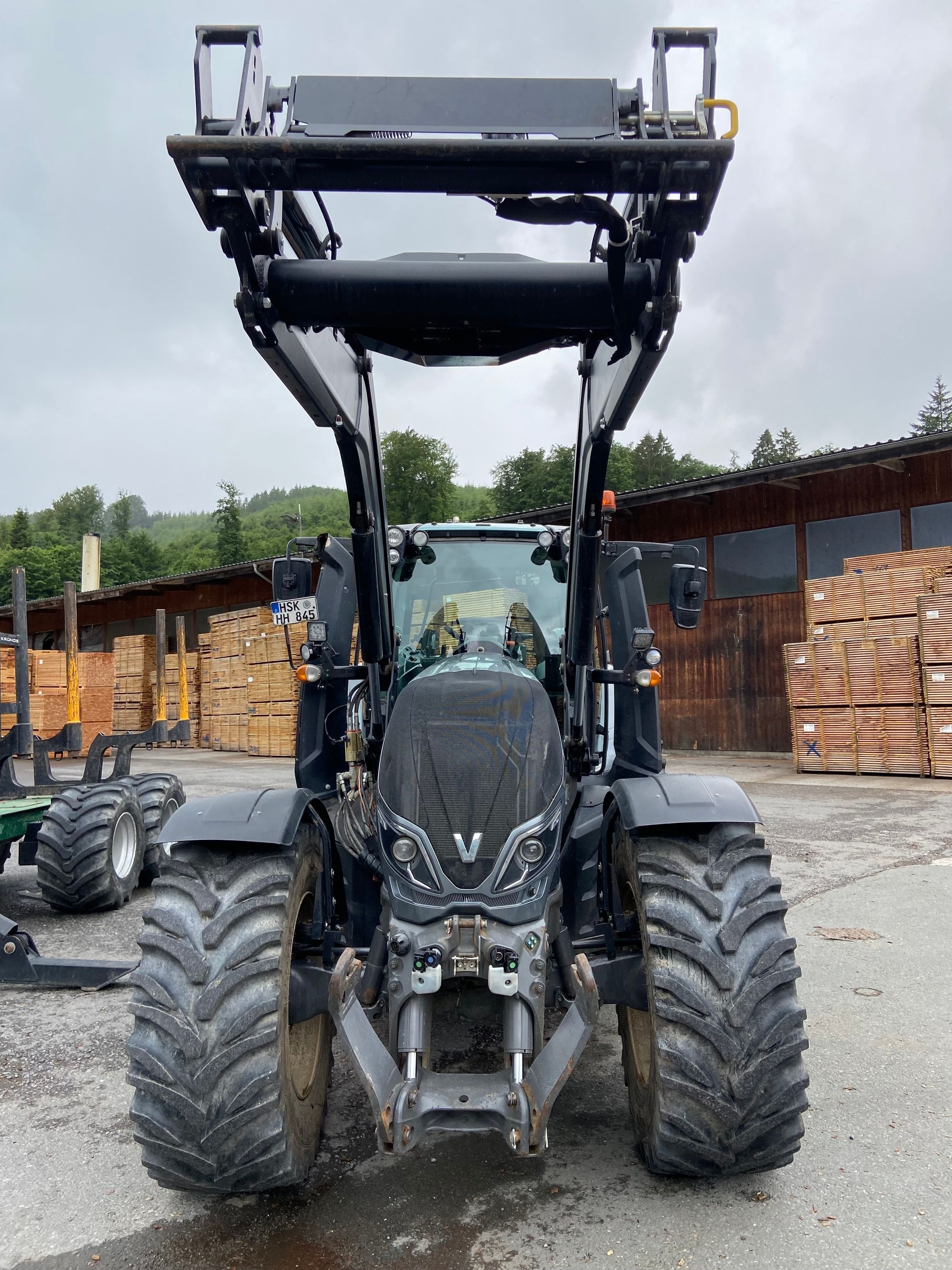 Valtra T 254 Tractor €91,682
