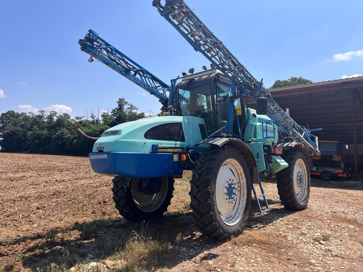 E-FARM: Berthoud boxer 3000r - Sprayer - id KENXGL9 - €30,000 - Year of construction: 2007 - Engine hours: 2,900,France