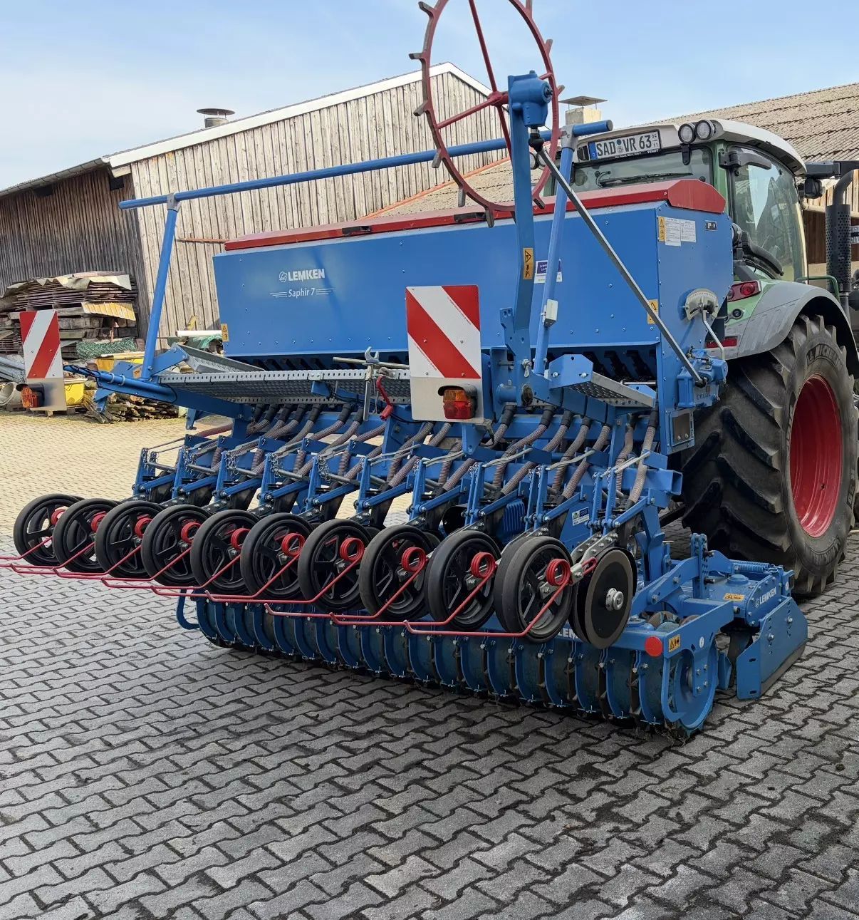 Lemken saphir 7/300 ds Combinație de semănatoare 32.500 EUR