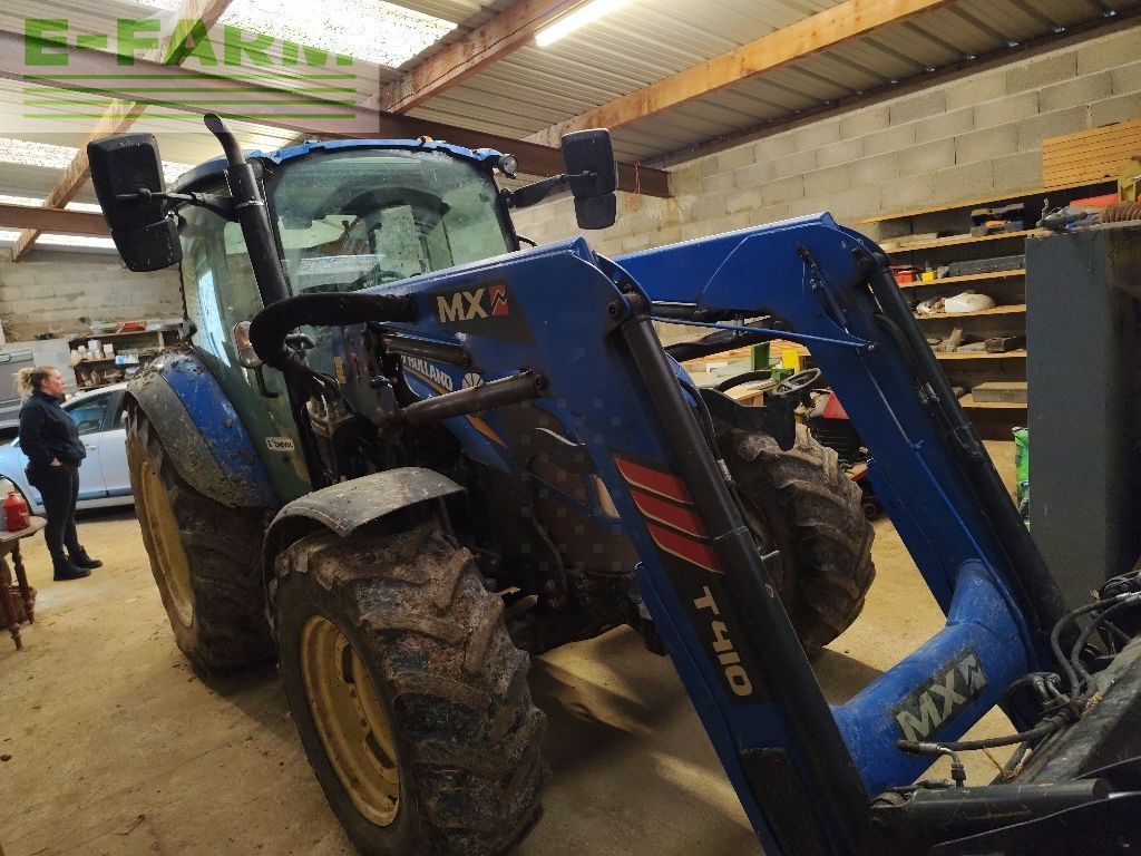 New Holland T5.105 Tractor €42,000