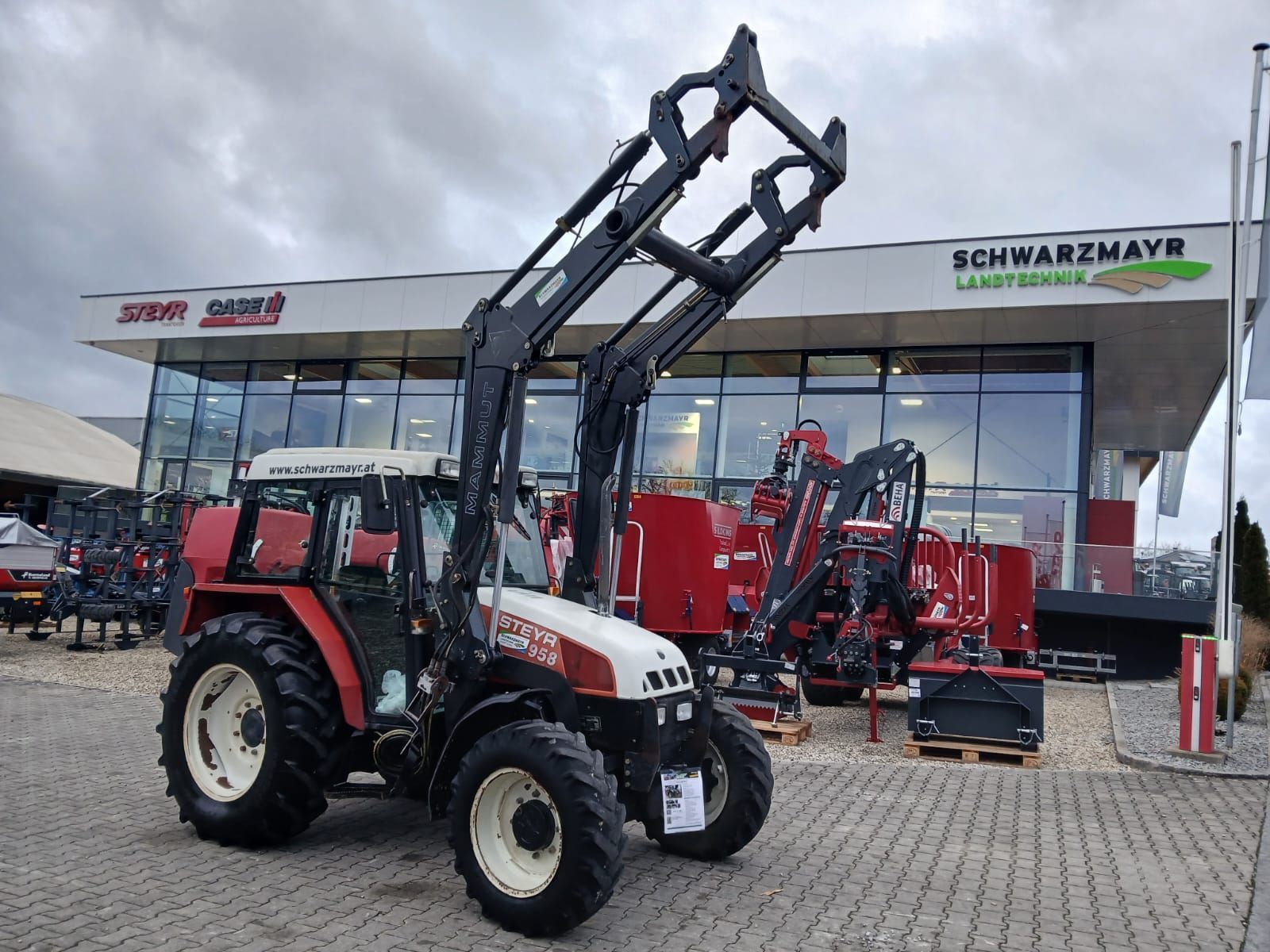 Steyr 958 Traktor 21 976 €