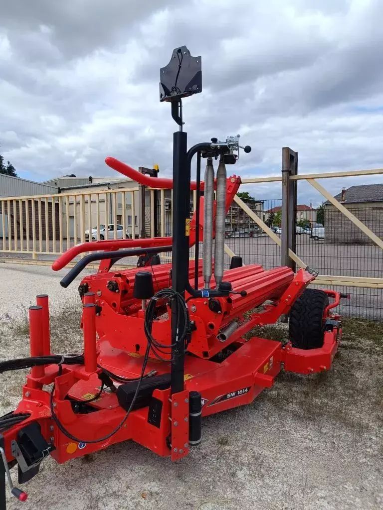 Kuhn SW 1614 C Enrubanneuse 18 500 €