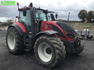 E-FARM: Valtra T174e - Tractor - id 5HMDHQV - €89,000 - Year of construction: 2018 - Engine hours: 3,600,Engine power (HP): 175,France