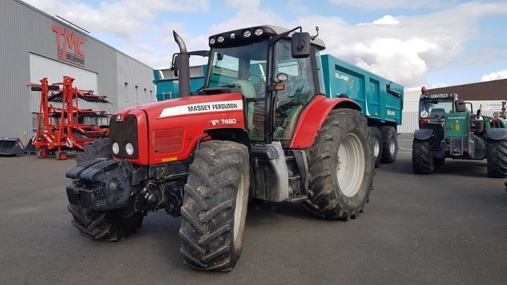 E-FARM: Massey Ferguson 7480 - Tracteur - id Q7VE3WM - 24 500 € - Année: 2004 - Lecture du nombre d'heure: 10 140,Puissance du moteur (chevaux): 145,France