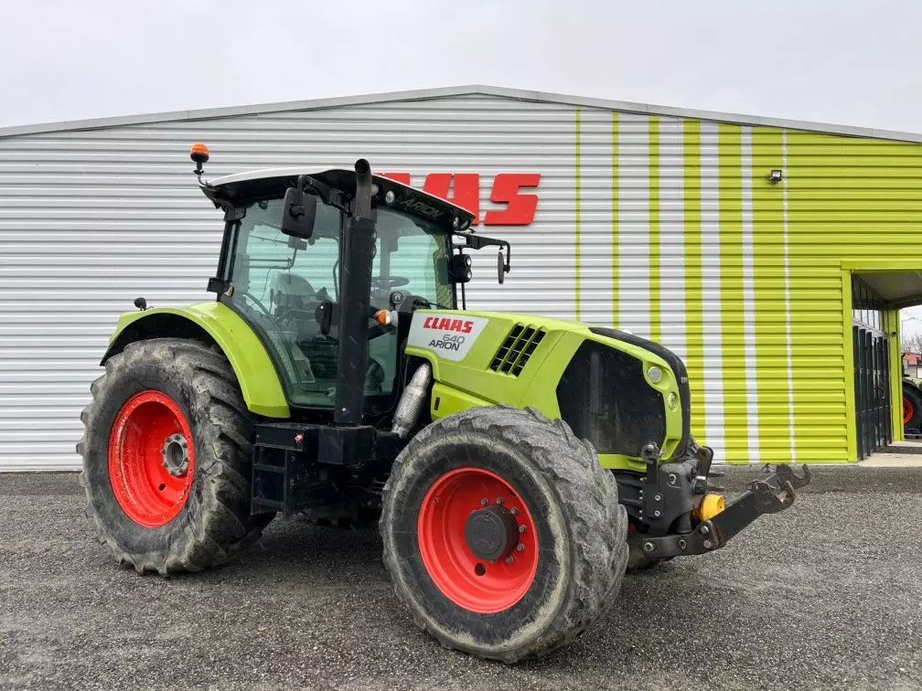 E-FARM: Claas Arion 640 - Tractor - id YJTHG7K - Year of construction: 2017 - Engine hours: 4,134,Engine power (HP): 175,France