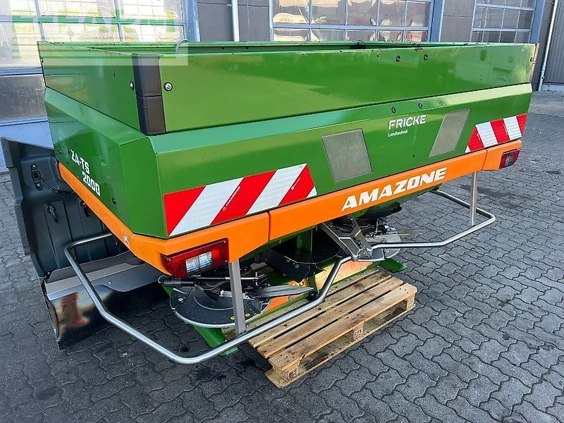 Amazone za-ts profis hydro Fertiliser spreader €12,200
