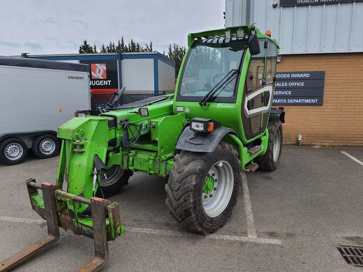 E-FARM: Merlo tf38.7 telehandler - Chargeur télescopique  - id 6MWSAI7 - 46 168 € - Année: 2016 - Lecture du nombre d'heure: 3 576,Royaume-Uni