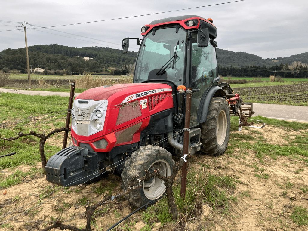 E-FARM: mc cormick tracteur x4.50 v - Трактор - id AAZA9HC - 30 000 € - Година на построяване: 2021 - Работни часове на двигателя: 1800,Мощност на двигателя (HP): 80,Франция