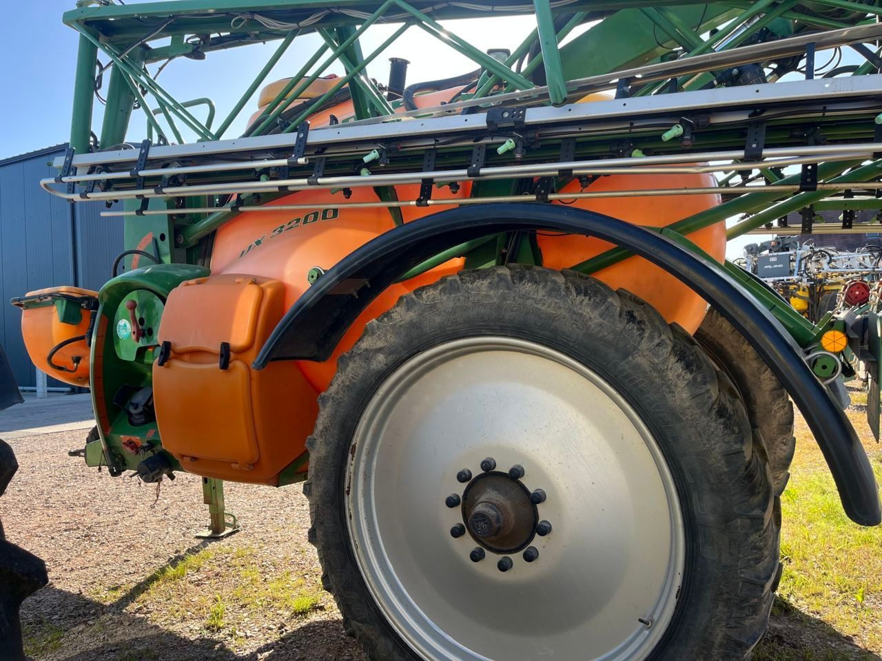 E-FARM: Amazone ux3200 - Opryskiwacz - id KUUWKXE - Rok produkcji: 2008 - Francja