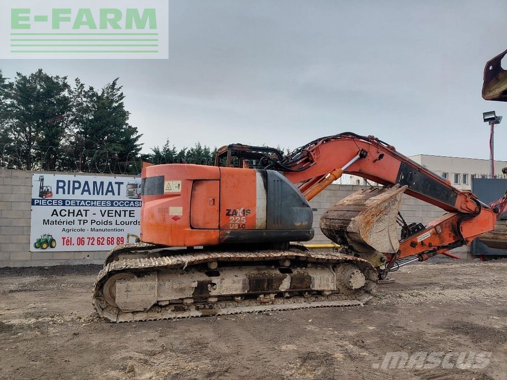 Hitachi zx 225 us lc-3 Excavadora de orugas 8500 €