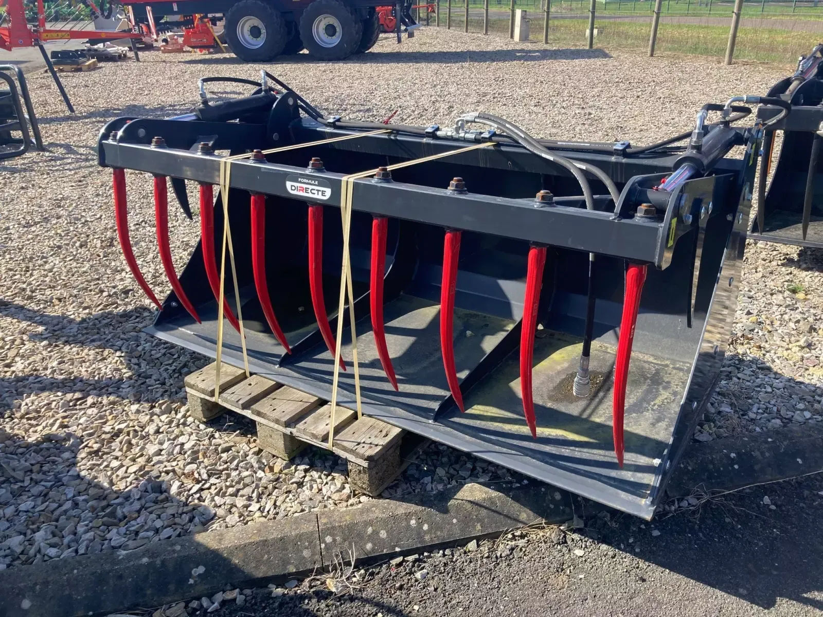 E-FARM: sonstige bms 2,10 mx - Anbaugerät - id JVVTAWF - 2.000 € - Frankreich