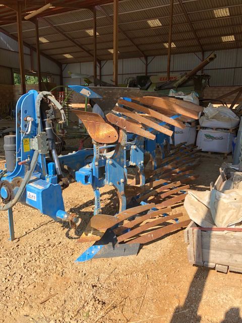 E-FARM: Lemken juwel 8m - Pflug - id QVSQHIG - 16.000 € - Baujahr: 2017 - Frankreich