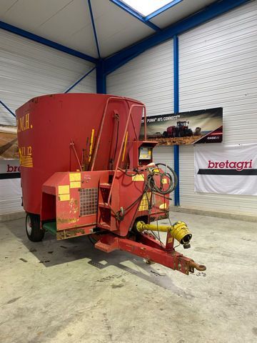 E-FARM: RMH vr12 - Mélangeurs d'alimentation - id C2MRPFK - 7 500 € - Année: 2003 - France