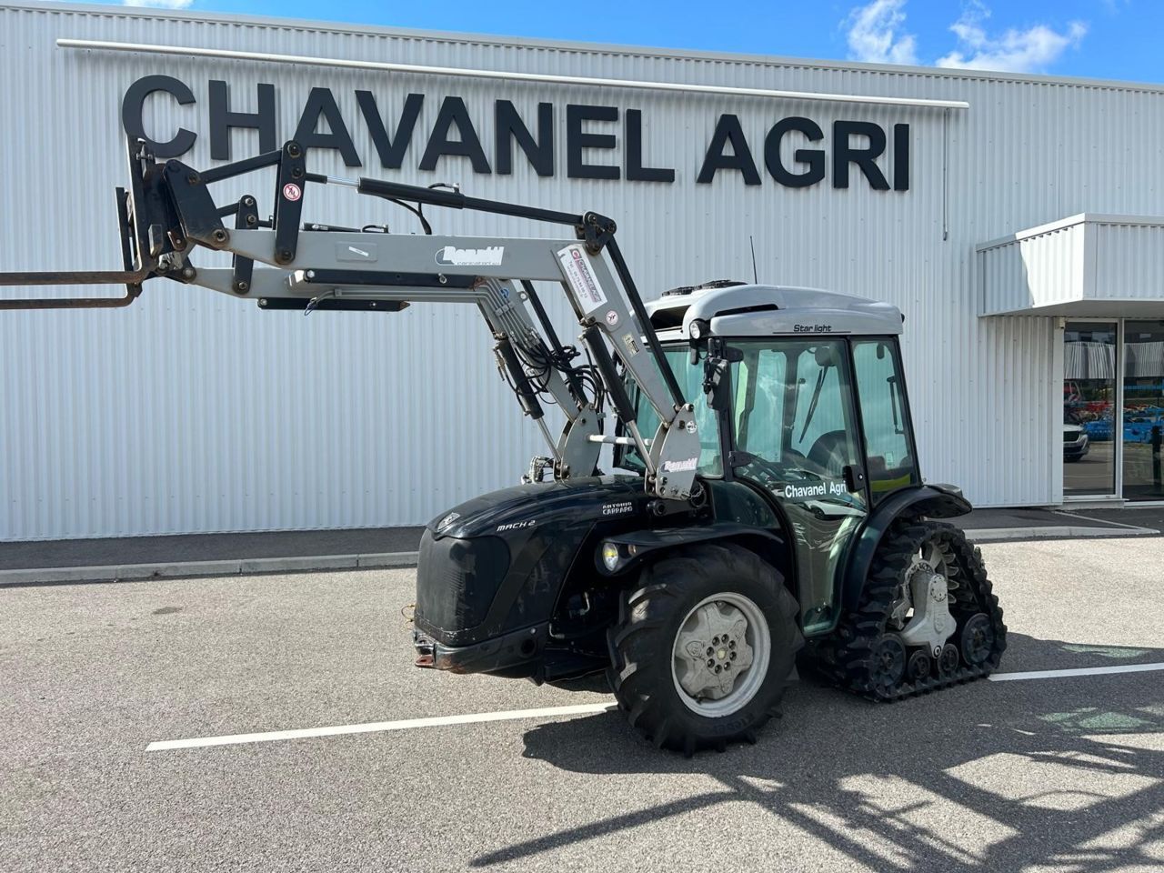 E-FARM: Carraro Mach 2 - Tractor - id GHX72GX - 72.000 € - Año: 2017 - Horas: 1196,Potencia del motor: 98,Francia
