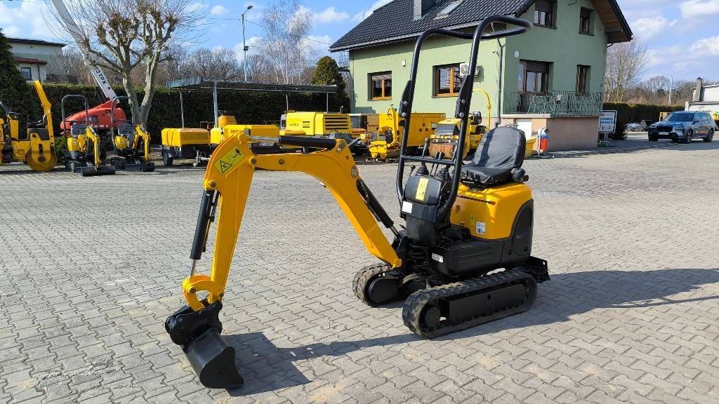 Kubota K008-3 Mini excavator 9.343 EUR