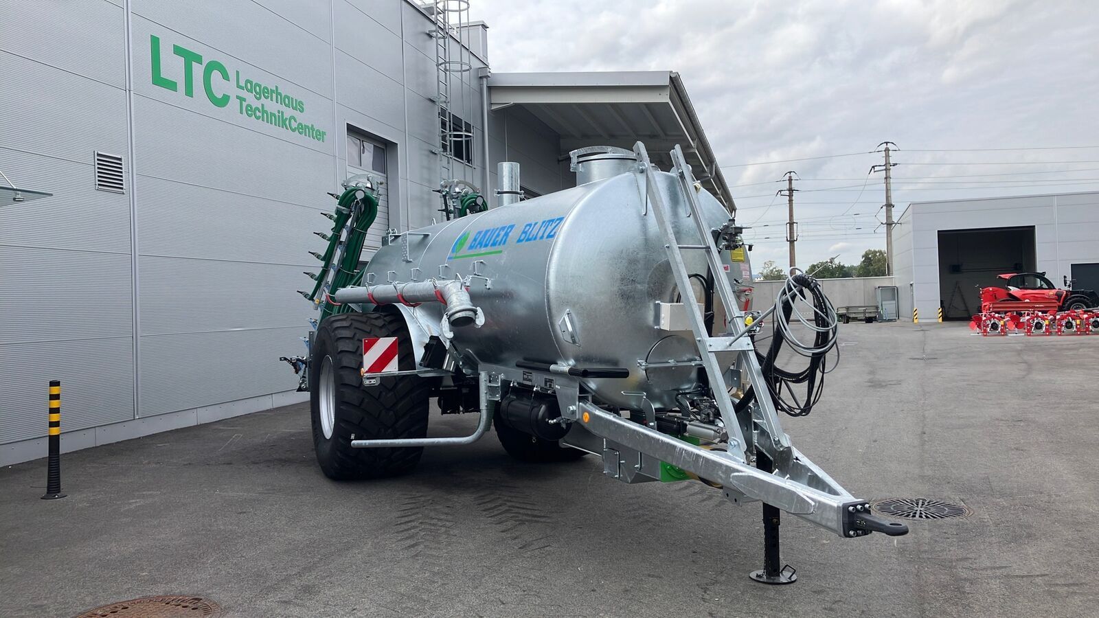 E-FARM: Bauer p 92 - Tanker - id SKXU8WU - €66,584 - Year of construction: 2023 - Austria