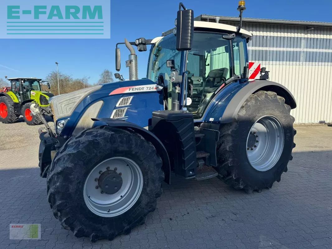 Fendt 724 Vario Profi Plus Tractor €108,000