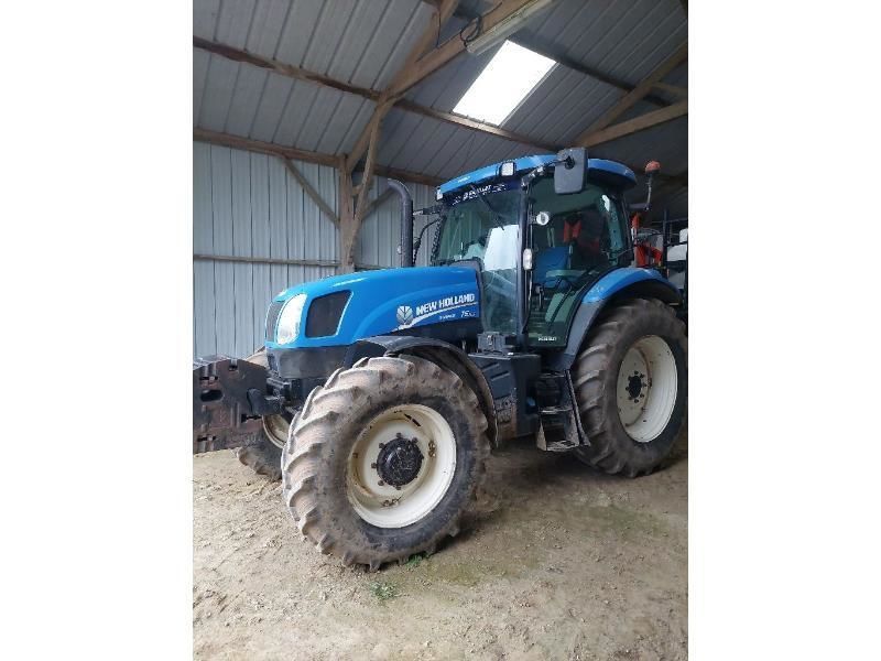 E-FARM: New Holland T6.165 - Tractor - id ICZPYIY - 49.000 € - Año: 2014 - Horas: 4150,Potencia del motor: 125,Francia
