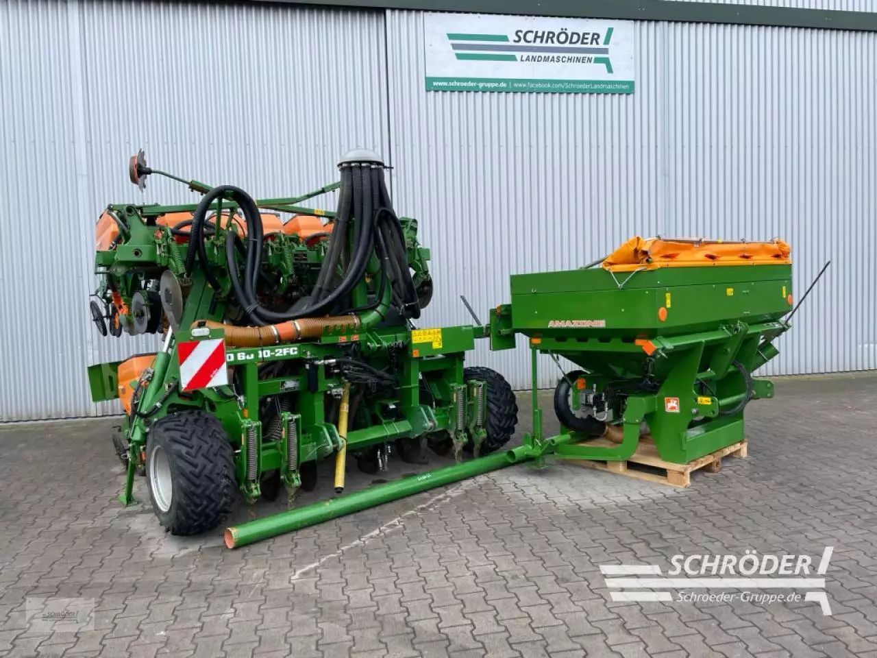 E-FARM: Amazone ed 6000-2fc + fronttank - Precision drill - id QPEG9RZ - €25,885 - Year of construction: 2015 - Germany