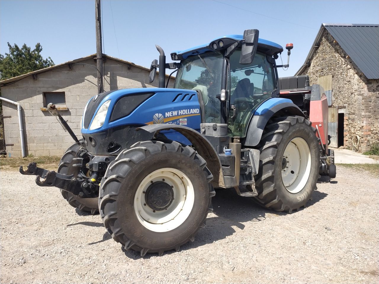 E-FARM: New Holland T7.165 S - Trattore - id VUWBM4M - 64.000 € - Anno di costruzione: 2018 - Ore: 3.990,Potenza del motore: 165,Francia