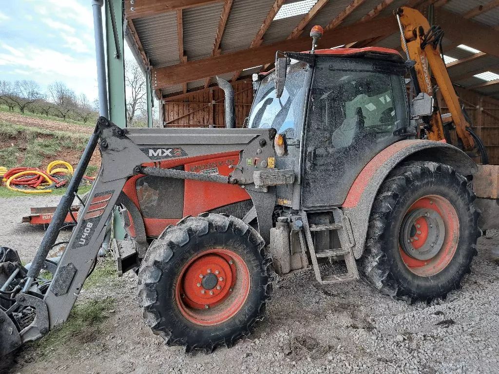 E-FARM: Kubota M105GX-IV - Tracteur - id EAMJW6Z - 45 800 € - Année: 2019 - Lecture du nombre d'heure: 2 700,Puissance du moteur (chevaux): 111,France