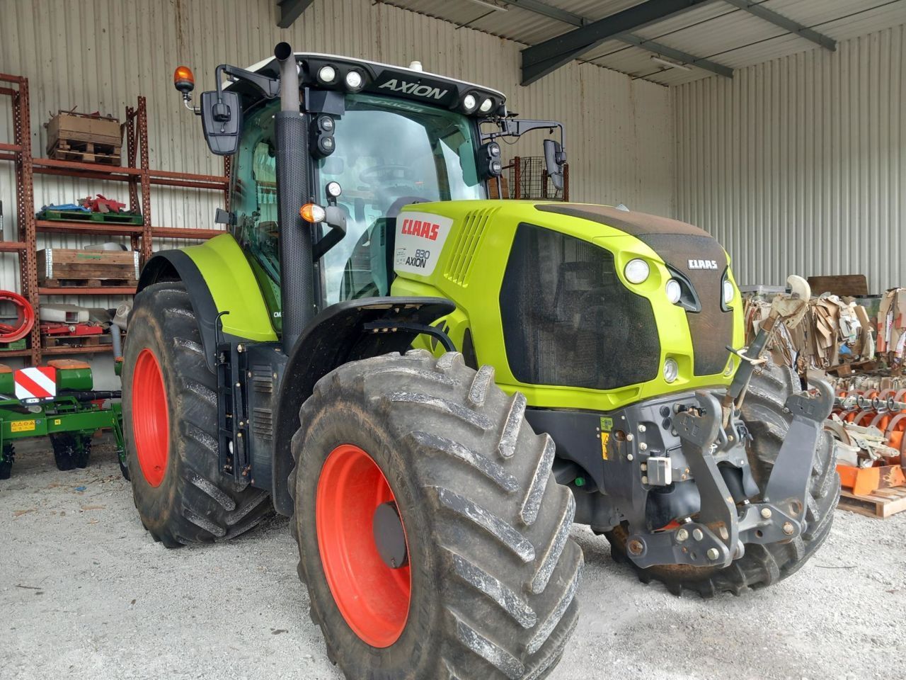 E-FARM: Claas Axion 830 CMATIC CEBIS - Tractor - id VEKLSBL - €105,000 - Year of construction: 2017 - Engine hours: 2,700,Engine power (HP): 235,France