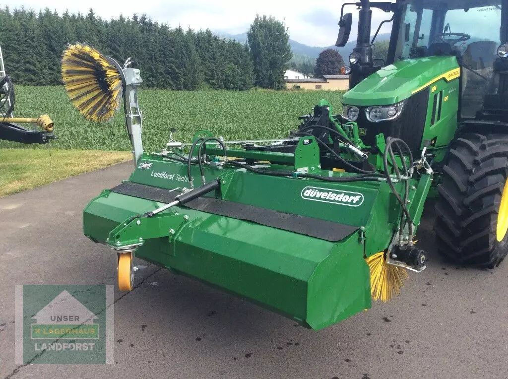 Düvelsdorf stratos 2,25m Municipal equipment €6,000