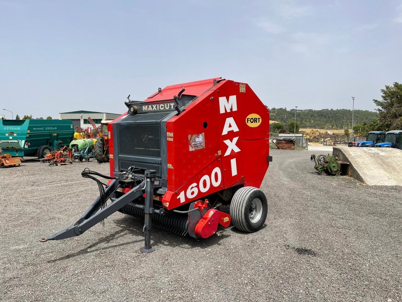 E-FARM: Fort f21 1600 maxicut - Pressa - id BMYDPQA - 7.900 € - Anno di costruzione: 1998 - Italia
