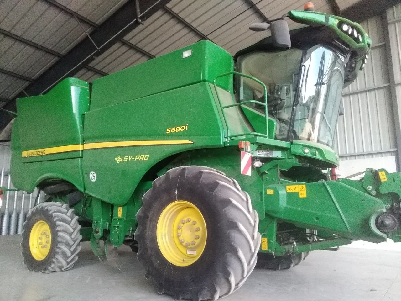 John Deere S 680 i Mähdrescher 165.000 €